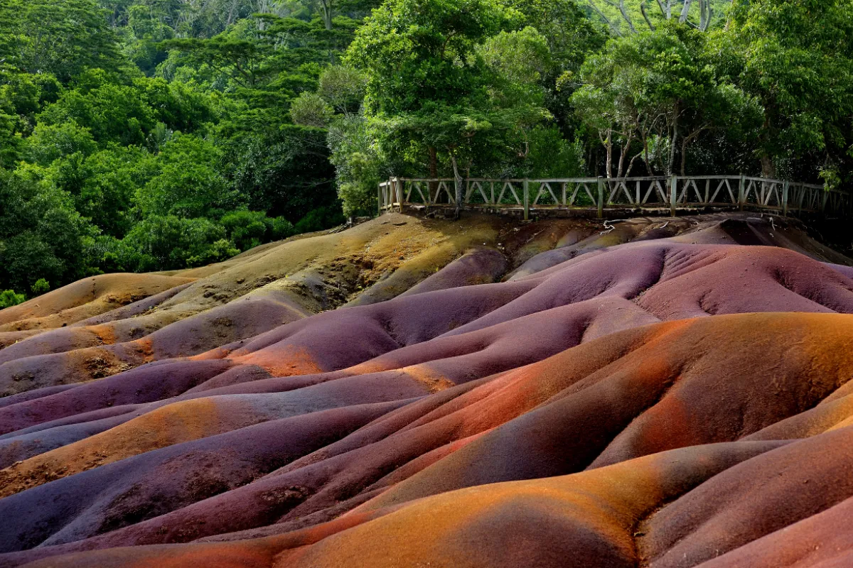Chamarel Seven Coloured Earth 